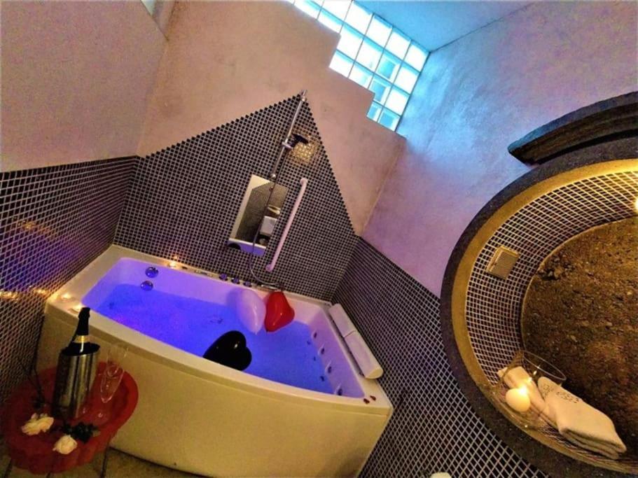Apartmán Zentral Club Neutron-Jacuzzi Belmonte De Miranda Exteriér fotografie